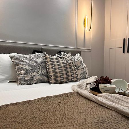 Oikiaegina Appartement Buitenkant foto